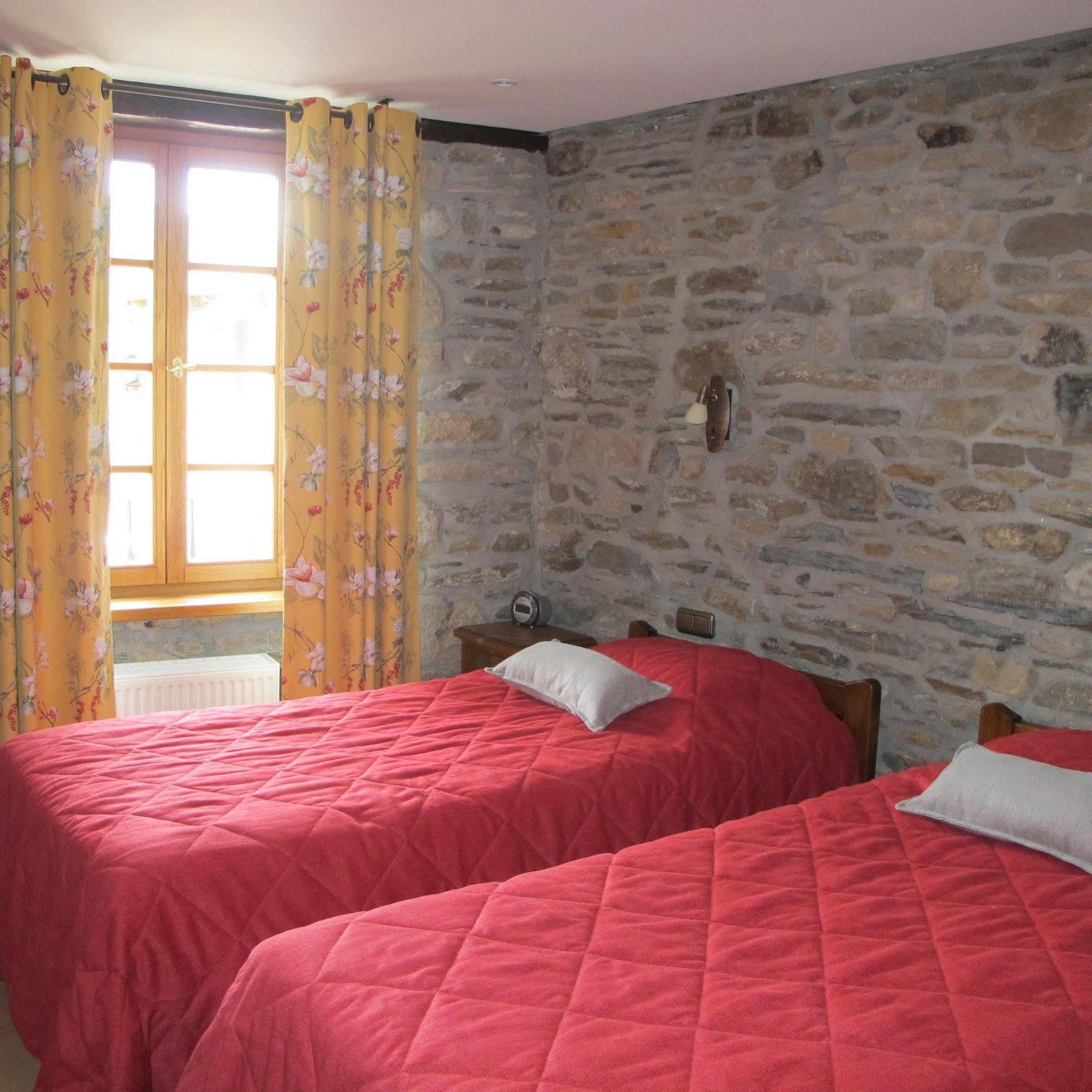 Les Magnolias Hotel Curvalle Exterior photo