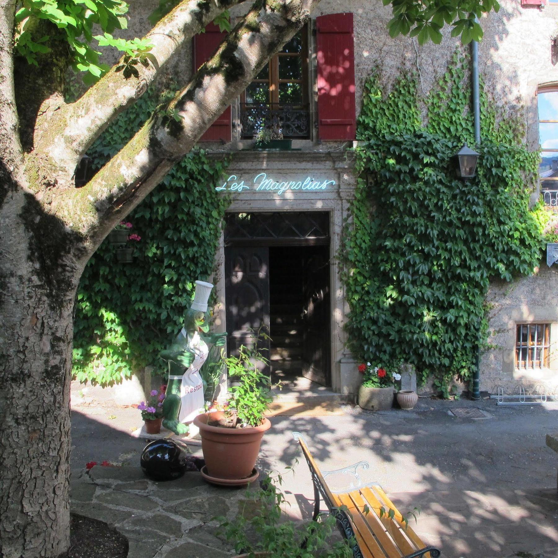 Les Magnolias Hotel Curvalle Exterior photo
